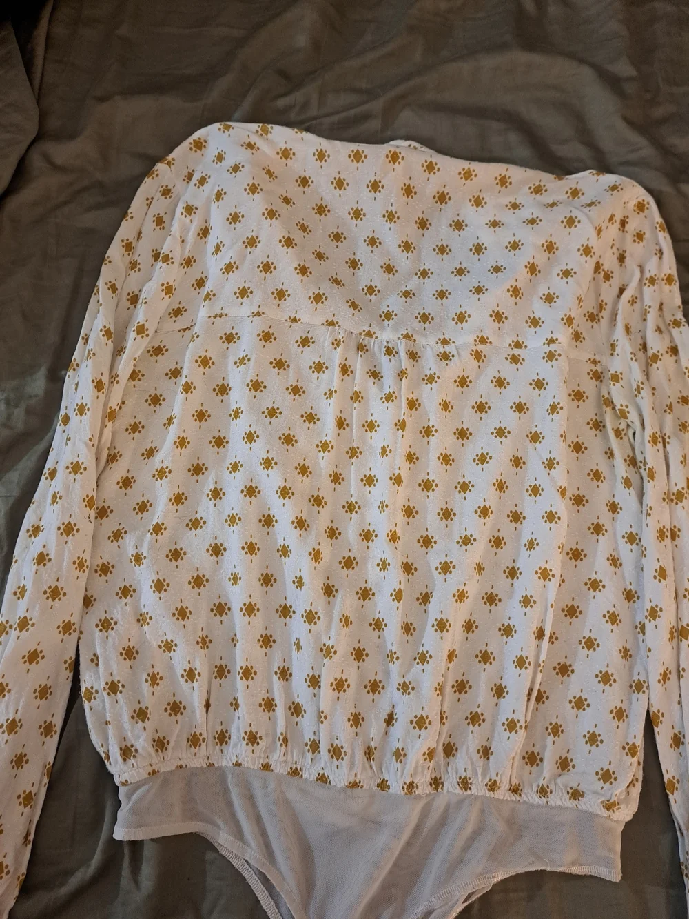 NWOT- M- Free People Linen White Top with Mustard Diamond Print